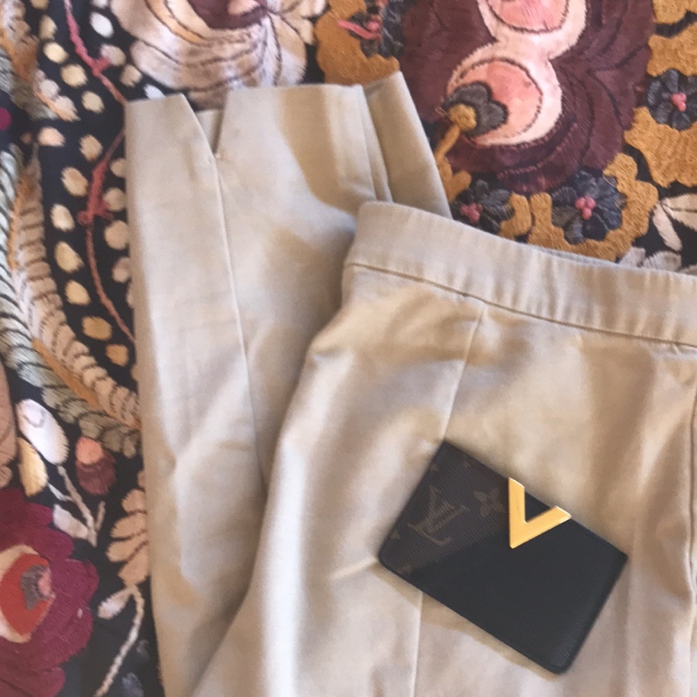 J Jill slim ankle stretch crop pants front pockets.